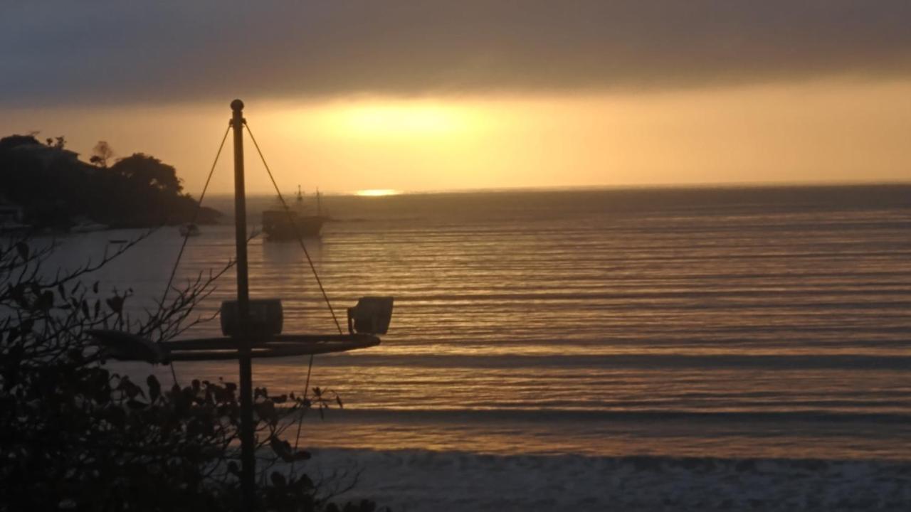 Apartamento De Cobertura Frente Para O Mar Itapema Esterno foto