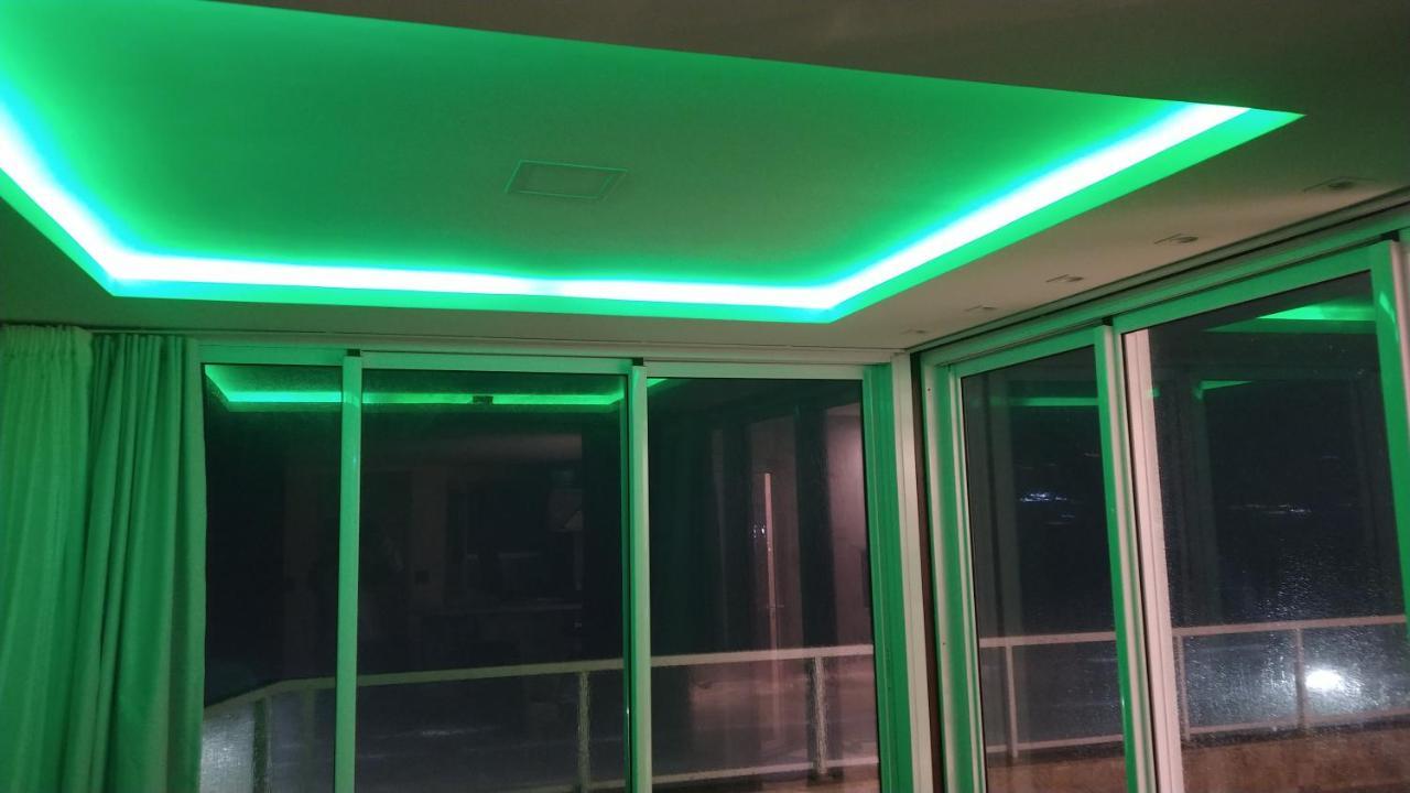 Apartamento De Cobertura Frente Para O Mar Itapema Esterno foto
