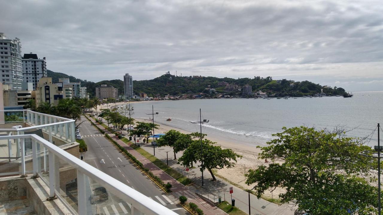 Apartamento De Cobertura Frente Para O Mar Itapema Esterno foto