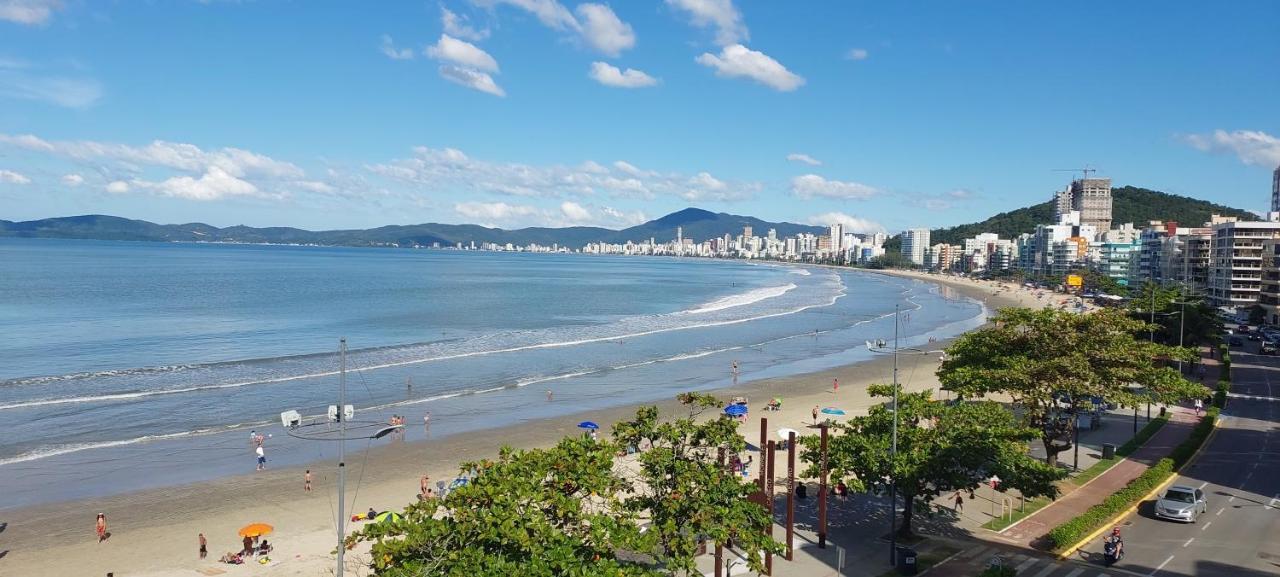 Apartamento De Cobertura Frente Para O Mar Itapema Esterno foto