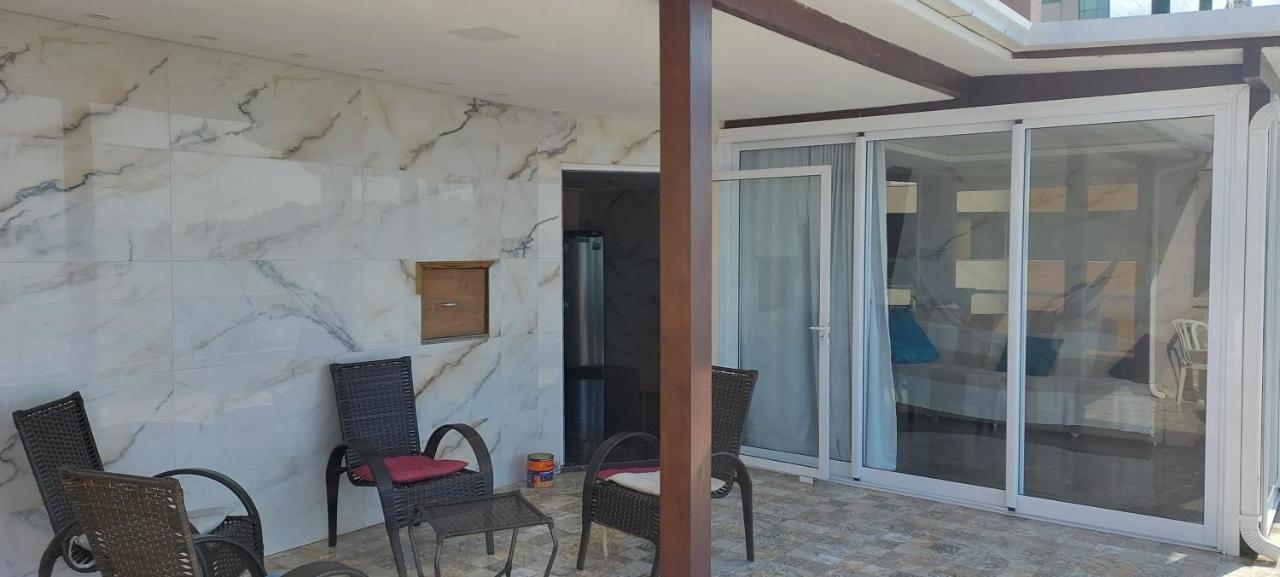 Apartamento De Cobertura Frente Para O Mar Itapema Esterno foto