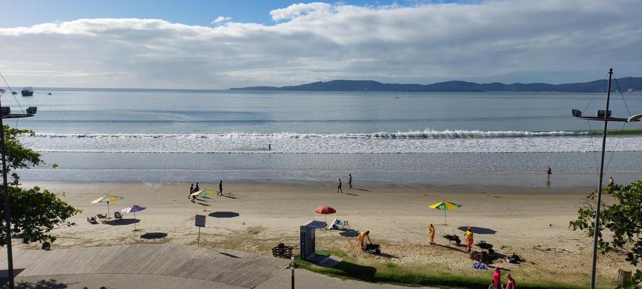 Apartamento De Cobertura Frente Para O Mar Itapema Esterno foto