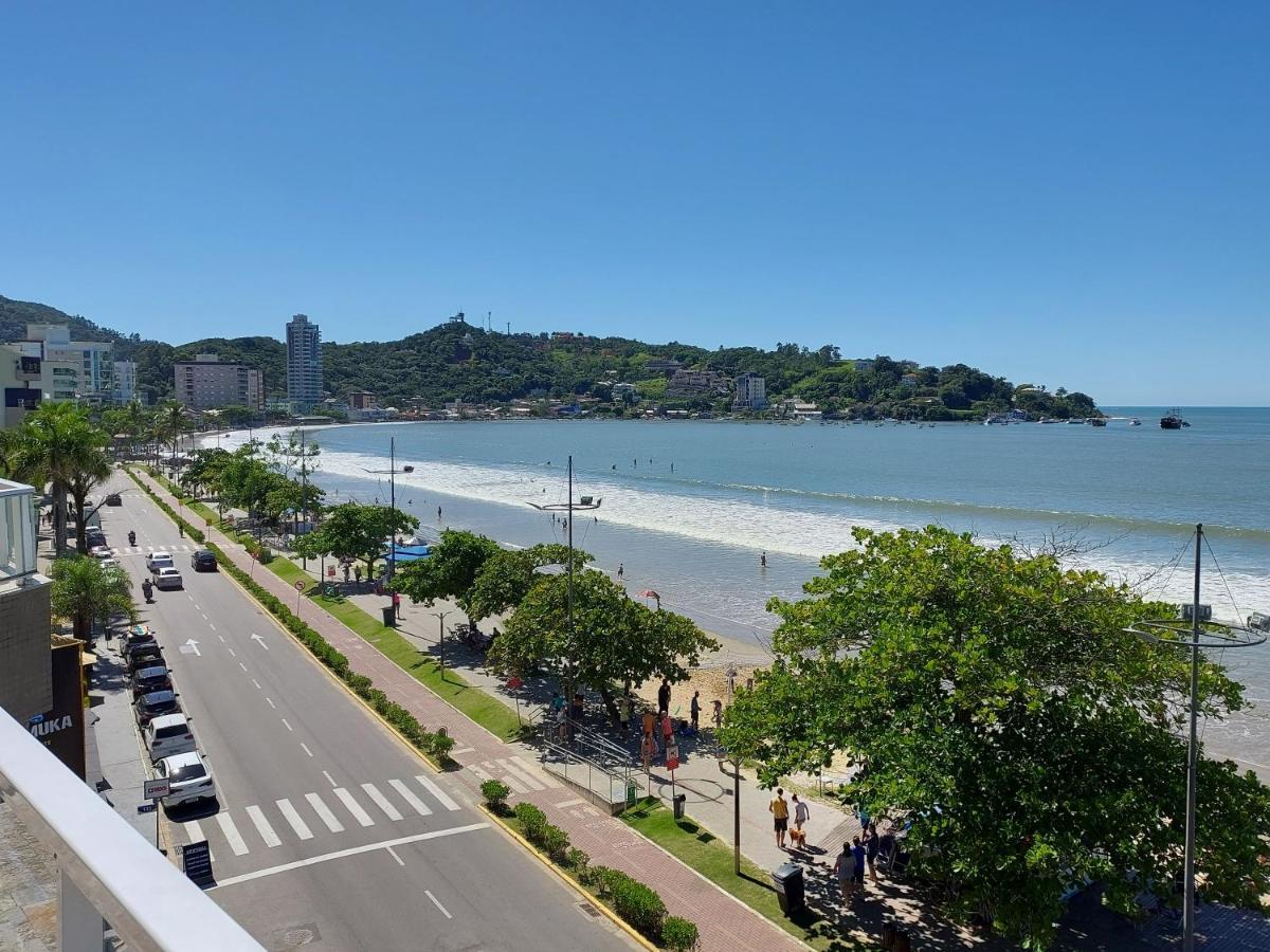 Apartamento De Cobertura Frente Para O Mar Itapema Esterno foto