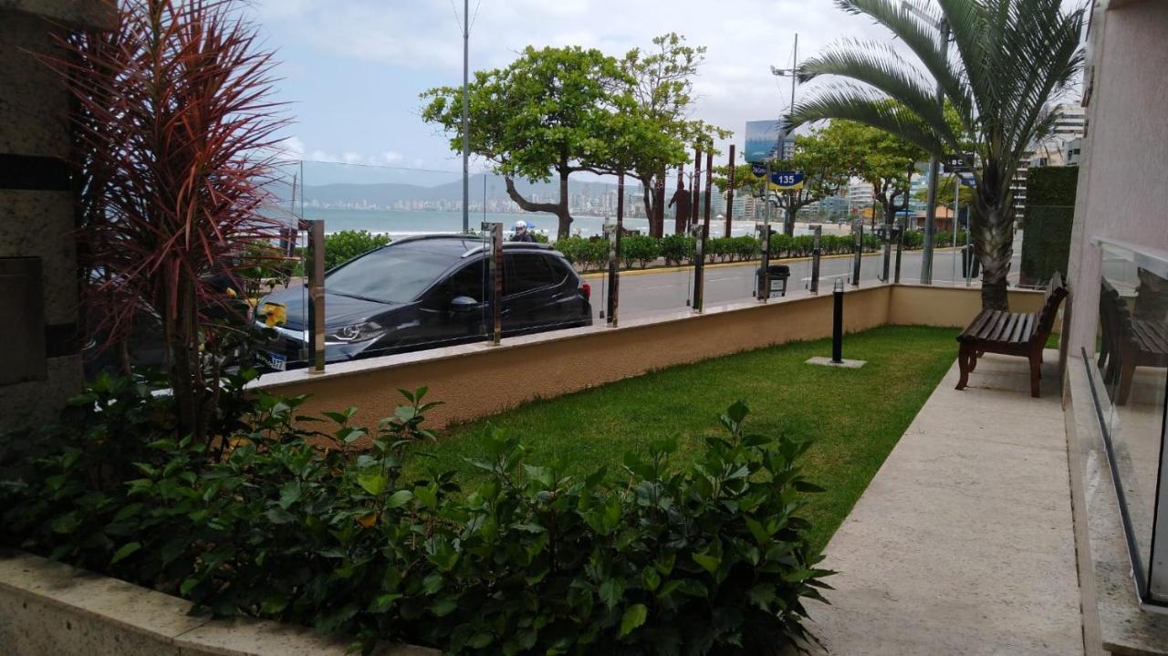 Apartamento De Cobertura Frente Para O Mar Itapema Esterno foto