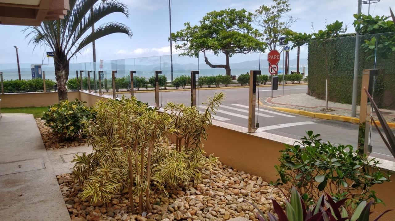 Apartamento De Cobertura Frente Para O Mar Itapema Esterno foto